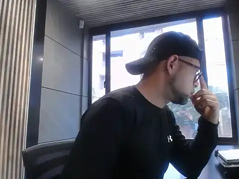 maxinaughtyx online show from March 8, 1:15 pm