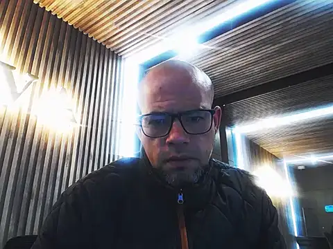 maxinaughtyx online show from March 10, 5:24 am