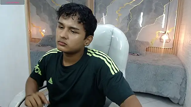 velvet o online show from March 8, 5:00 am