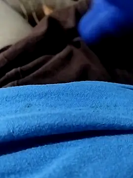 smallthickdick115 online show from March 5, 3:19 pm