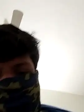 smallthickdick115 online show from April 18, 4:25 am