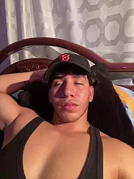 Alejandrososas online show from February 24, 8:42 pm