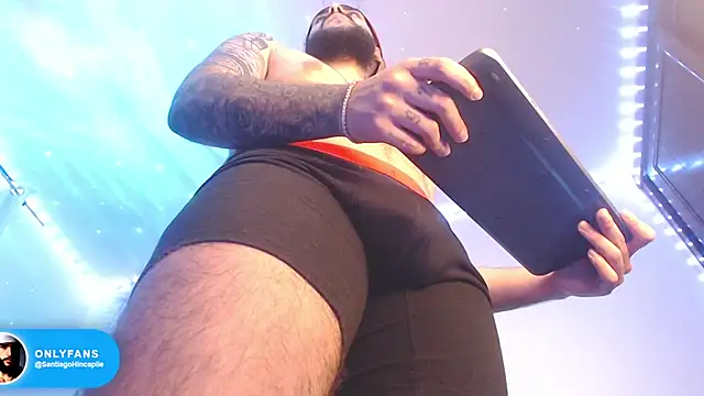 SantiagoHincapiie online show from March 22, 12:48 am