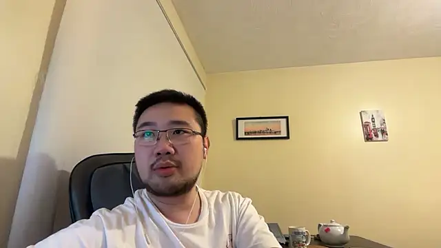 jasonryu2025 online show from April 19, 8:00 pm