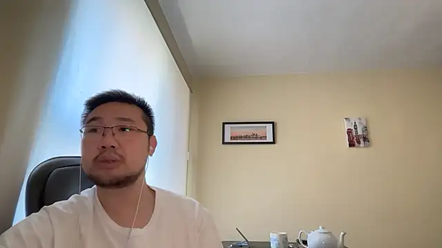 jasonryu2025 online show from April 23, 11:59 am