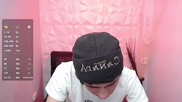 Stich 23 online show from April 20, 5:59 pm