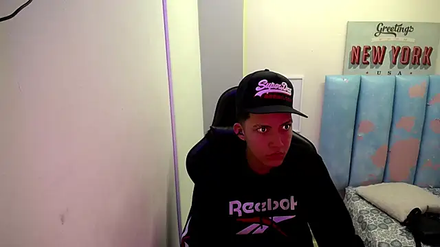 Street poemm  online show from April 25, 8:17 pm