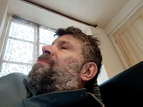 stud2512 online show from March 30, 5:03 pm