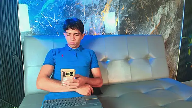 thiago moreno online show from March 8, 12:31 pm