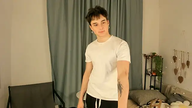 CipherMoth online show from March 8, 8:13 pm