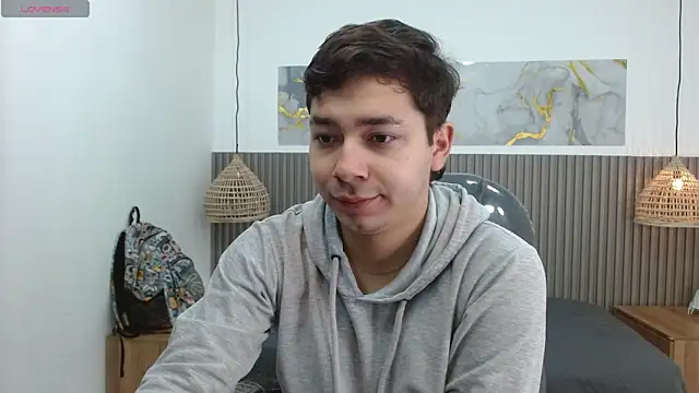 Julian Smith21 online show from March 7, 12:36 pm