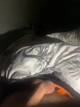 crustyyy1 online show from February 22, 3:19 am