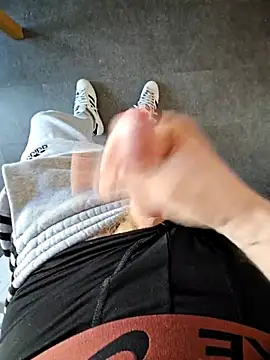 Kiffeur2Tn online show from April 24, 11:12 am