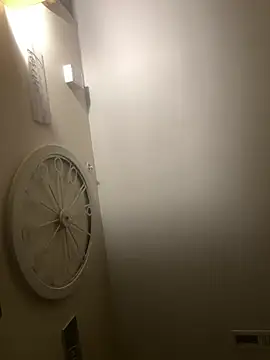 Aarondeweese27 online show from February 23, 10:39 am