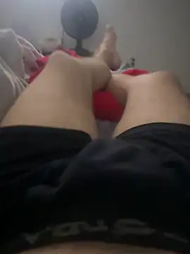 MemorableVector66 online show from April 10, 12:01 pm