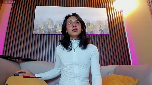 Elisasue online show from April 22, 2:51 am