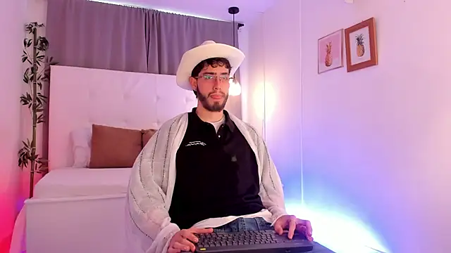 Jason 23   online show from June 5, 7:30 pm