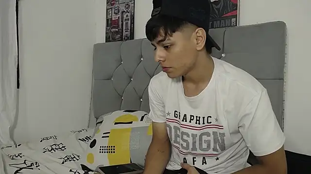 Logan Jhonson19 online show from April 16, 3:50 am