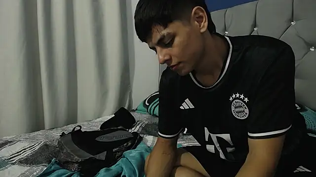 Logan Jhonson19 online show from April 22, 4:08 am