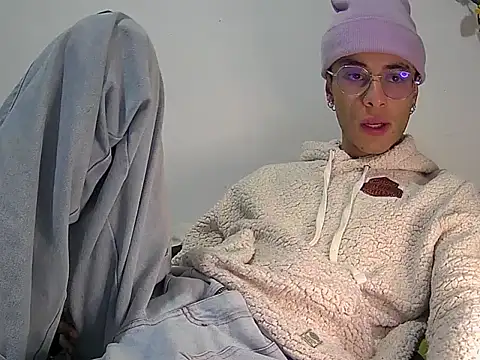 militoveruss2 online show from March 5, 11:28 am