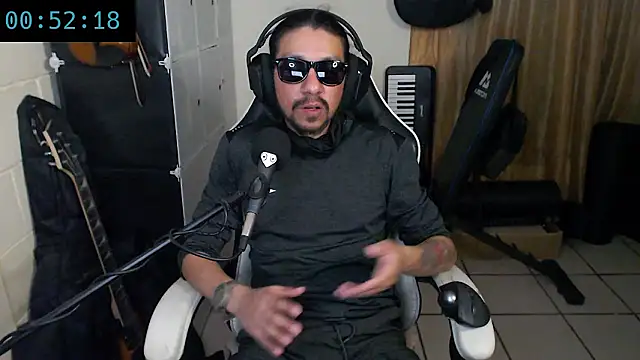 AntuanSV online show from March 8, 6:06 am