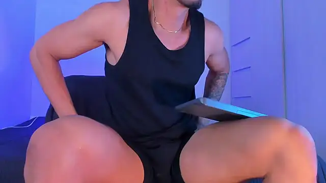 THADEO KING2 online show from April 24, 9:17 pm