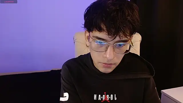 noah millerx online show from July 23, 9:12 pm