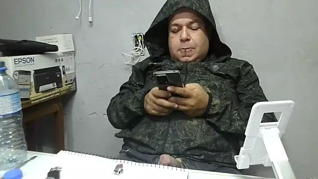 UrsoBissexualPauGrosso online show from June 7, 4:52 am
