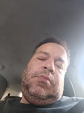 UrsoBissexualPauGrosso online show from April 22, 6:12 pm