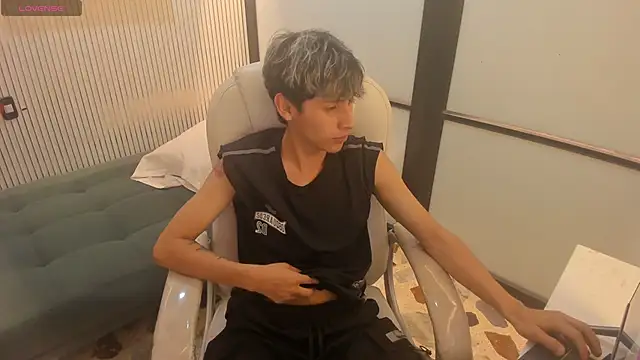 DeilanWolf online show from March 2, 5:08 am