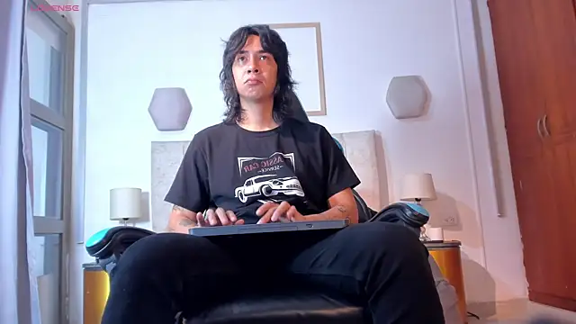 so pop online show from March 3, 2:02 pm