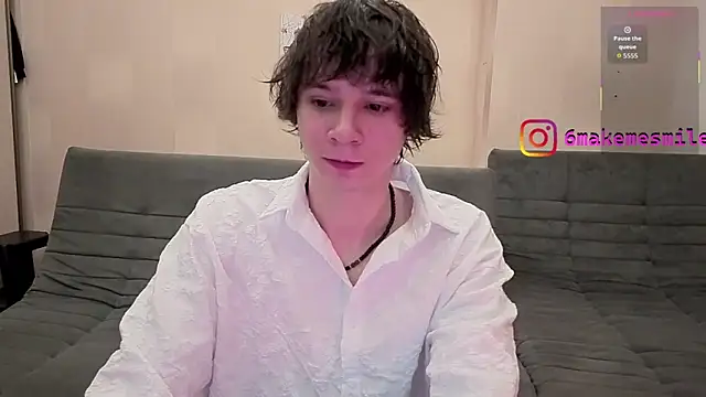 AnthonyCuutie online show from August 4, 5:02 am