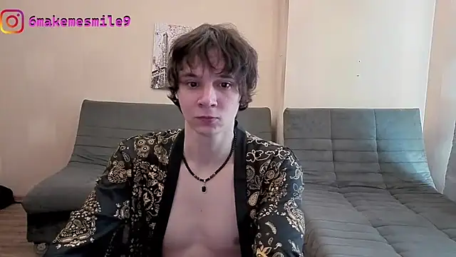 AnthonyCuutie online show from August 1, 5:06 am
