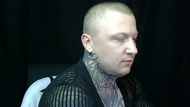devilWithTats online show from April 23, 12:10 pm