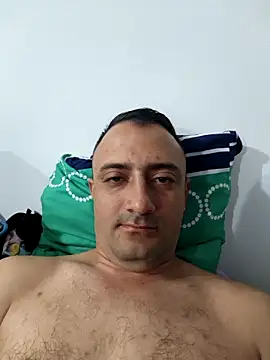 RaphandLey online show from March 7, 2:09 am