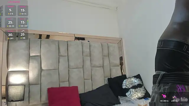 Titan Moreno  online show from March 16, 12:31 pm