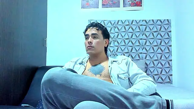 Theo Castell online show from March 9, 12:21 pm