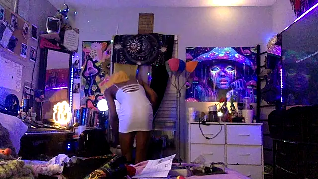 Kyzse Splash-er online show from March 3, 11:44 pm