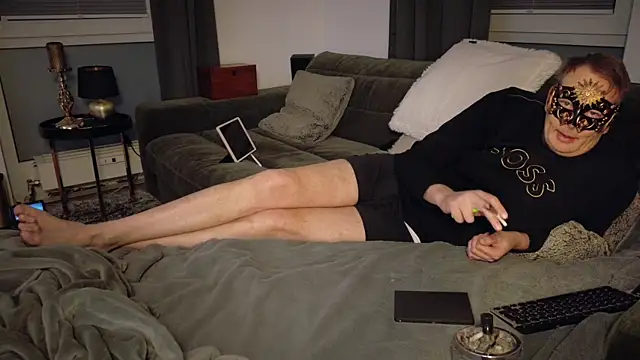 MagicpassionLord online show from March 12, 9:33 pm