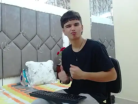 Steve Hotman online show from April 22, 1:38 pm