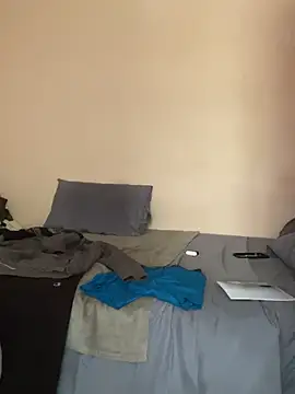 slim thicc1 online show from August 7, 4:13 pm