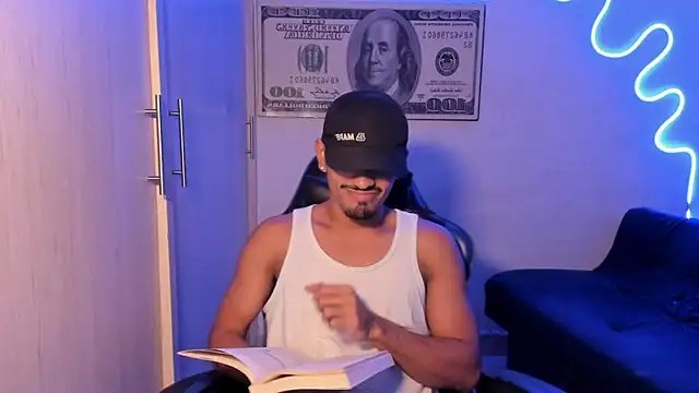 jossi12345j online show from April 22, 4:23 pm