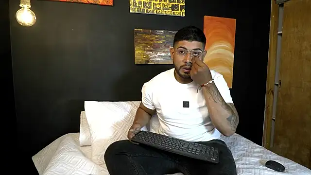 ashwin koch online show from March 10, 12:27 am