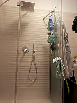 Andreakkkk online show from April 14, 9:25 pm