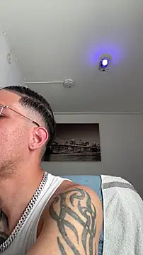 TitanNoir online show from April 23, 8:41 am