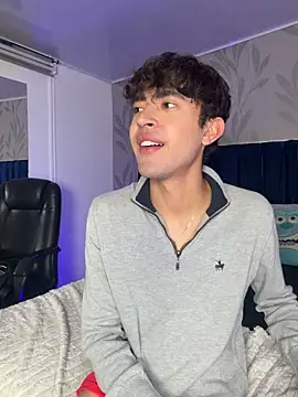 MatthewMoore  online show from March 10, 1:00 am