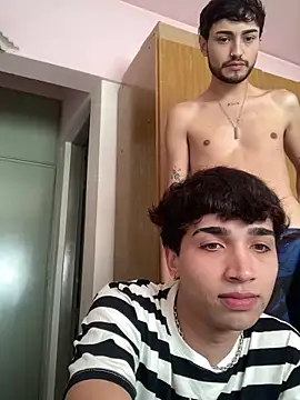 Lucasss2204 online show from April 28, 6:23 pm