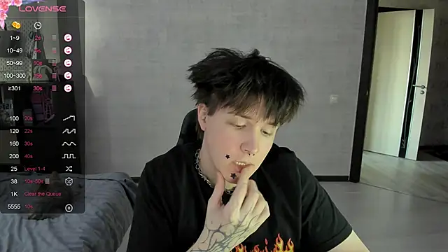 MIya Chinen online show from April 24, 1:35 pm