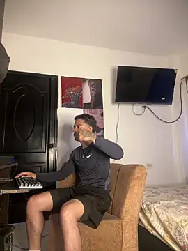 Kenny romano online show from April 22, 5:29 pm