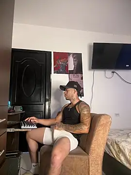 Kenny romano online show from April 24, 6:43 pm